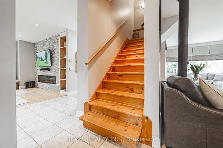 Photo 19 at 8305 CANYON Road, Campbellville, Milton
