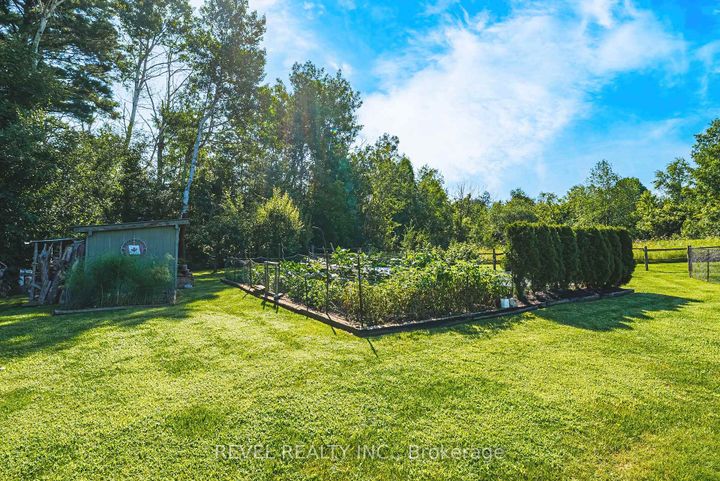 Photo 42 at 8305 CANYON Road, Campbellville, Milton