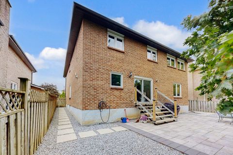 Photo 48 at 7 Shaftsbury Avenue, Westbrook, Richmond Hill