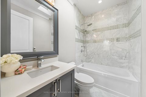 Photo 19 at 565 Broadway Avenue, Leaside, Toronto