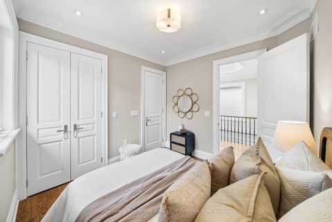 Photo 23 at 565 Broadway Avenue, Leaside, Toronto