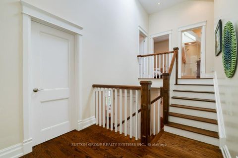 Photo 20 at 101 Perry Crescent, Rosethorn, Toronto