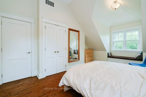 Photo 28 at 101 Perry Crescent, Rosethorn, Toronto