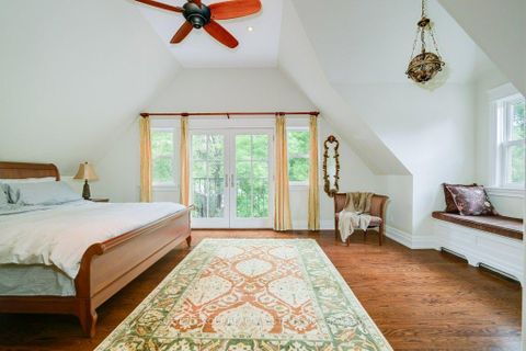 Photo 32 at 101 Perry Crescent, Rosethorn, Toronto