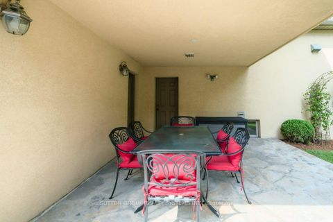 Photo 42 at 101 Perry Crescent, Rosethorn, Toronto