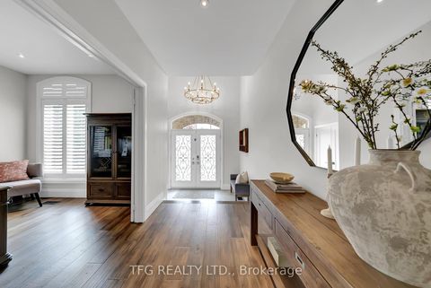 Photo 3 at 944 Grand Ridge Avenue, Pinecrest, Oshawa