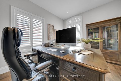 Photo 5 at 944 Grand Ridge Avenue, Pinecrest, Oshawa