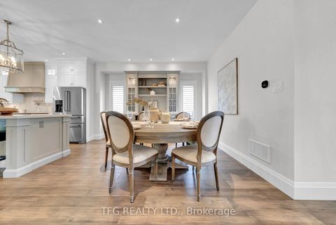 Photo 9 at 944 Grand Ridge Avenue, Pinecrest, Oshawa