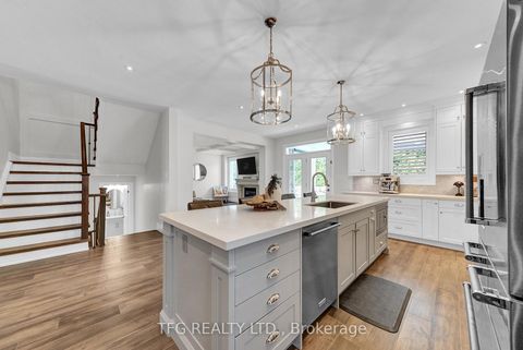 Photo 14 at 944 Grand Ridge Avenue, Pinecrest, Oshawa