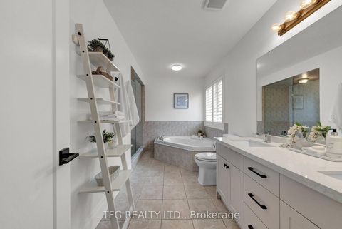 Photo 24 at 944 Grand Ridge Avenue, Pinecrest, Oshawa