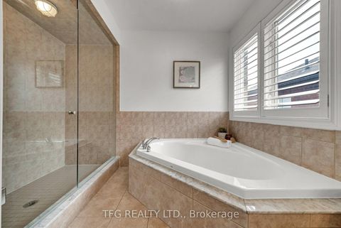 Photo 25 at 944 Grand Ridge Avenue, Pinecrest, Oshawa