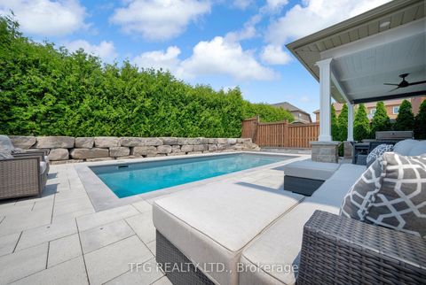 Photo 45 at 944 Grand Ridge Avenue, Pinecrest, Oshawa