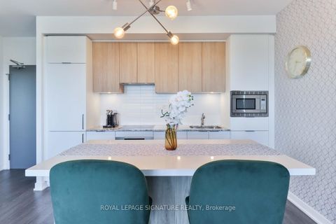 Photo 7 at 626 - 20 O'Neill Road, Don Mills, Toronto