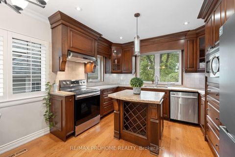 Photo 13 at 39 Addison Crescent, Don Mills, Toronto