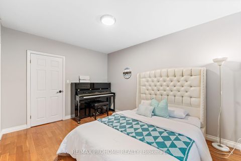 Photo 20 at 39 Addison Crescent, Don Mills, Toronto