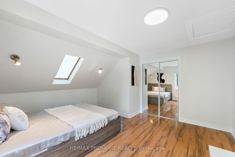 Photo 28 at 39 Addison Crescent, Don Mills, Toronto