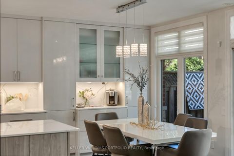 Photo 1 at 365A Roehampton Avenue, Mount Pleasant East, Toronto