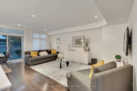 Photo 5 at 365A Roehampton Avenue, Mount Pleasant East, Toronto