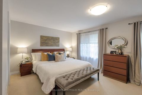 Photo 6 at 365A Roehampton Avenue, Mount Pleasant East, Toronto