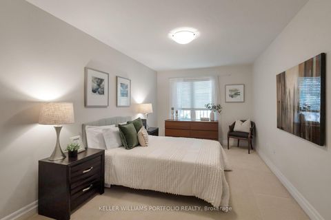 Photo 8 at 365A Roehampton Avenue, Mount Pleasant East, Toronto