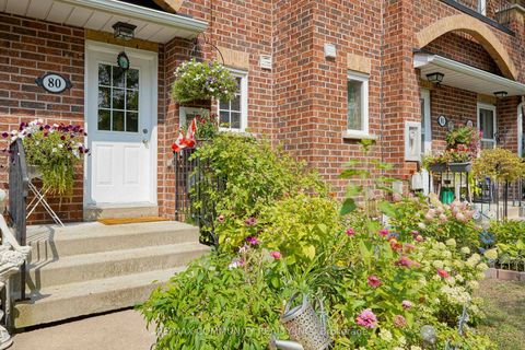 Photo 3 at 80 - 2 Hedge End Road N, Rouge E11, Toronto