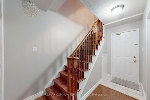 Photo 17 at 80 - 2 Hedge End Road N, Rouge E11, Toronto