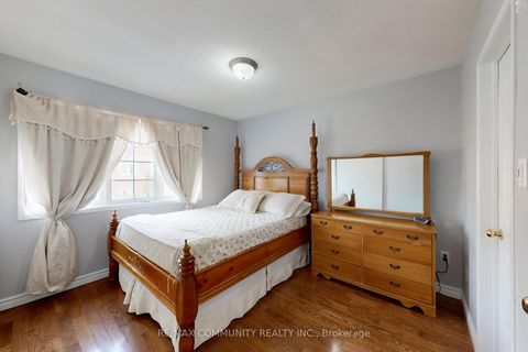 Photo 22 at 80 - 2 Hedge End Road N, Rouge E11, Toronto