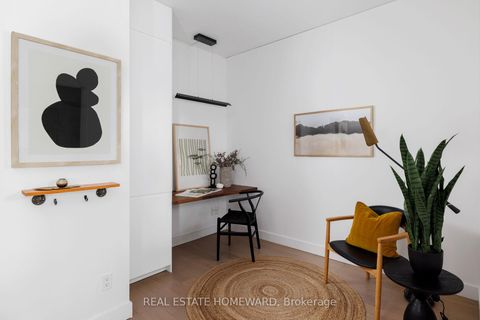 Photo 3 at 807 - 38 Niagara Street, Waterfront Communities C1, Toronto