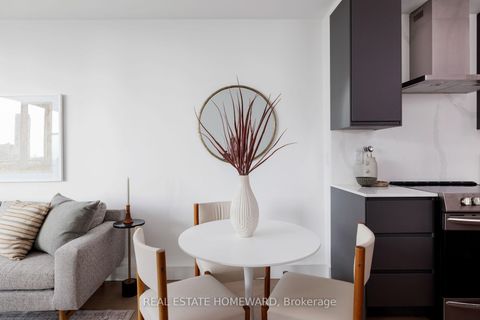 Photo 12 at 807 - 38 Niagara Street, Waterfront Communities C1, Toronto