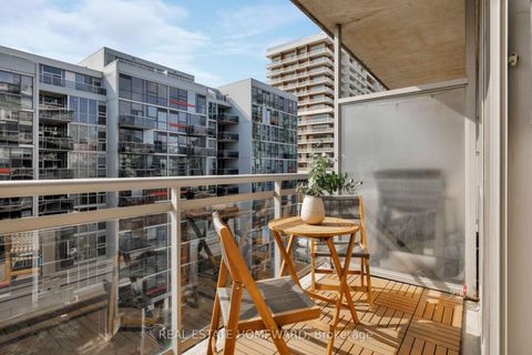 Photo 29 at 807 - 38 Niagara Street, Waterfront Communities C1, Toronto