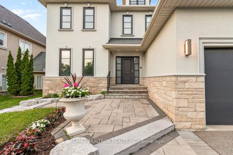 Photo 2 at 542 HIGHCLIFFE Drive, Uplands, Vaughan