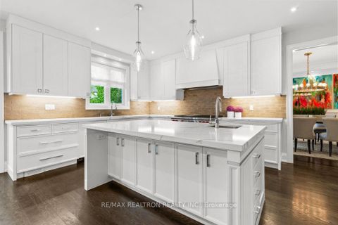 Photo 26 at 542 HIGHCLIFFE Drive, Uplands, Vaughan