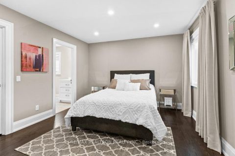 Photo 40 at 542 HIGHCLIFFE Drive, Uplands, Vaughan