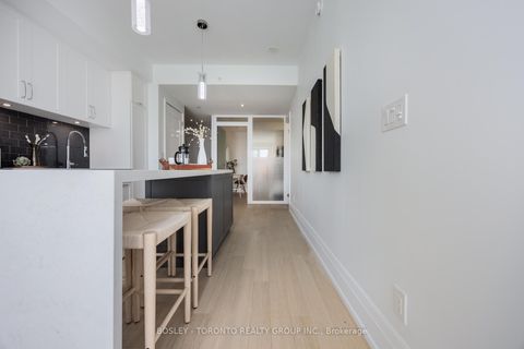 Photo 11 at 411 - 25 Malcolm Road, Leaside, Toronto