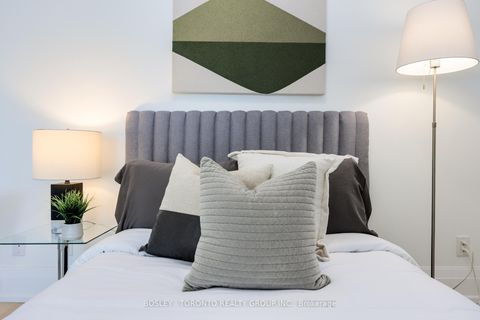 Photo 32 at 411 - 25 Malcolm Road, Leaside, Toronto Photo 32 at 411 - 25 Malcolm Road, Leaside, Toronto