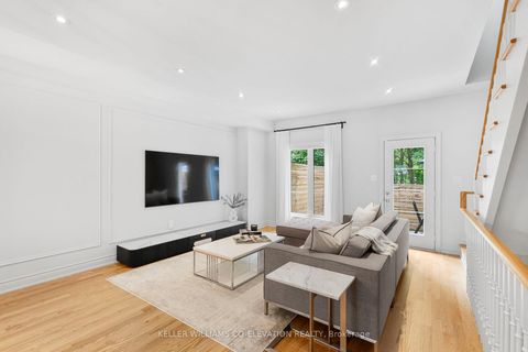 Photo 2 at 70 Dryden Way, Richview, Toronto
