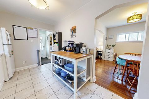 Photo 10 at 217 Alderbrae Avenue, Alderwood, Toronto