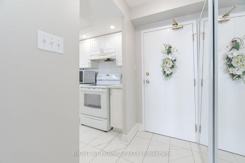 Photo 6 at 807 - 1470 Midland Avenue, Dorset Park, Toronto