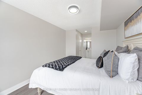 Photo 15 at 807 - 1470 Midland Avenue, Dorset Park, Toronto
