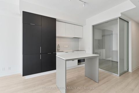 Photo 24 at 2207 - 33 Helendale Avenue, Eglinton, Toronto