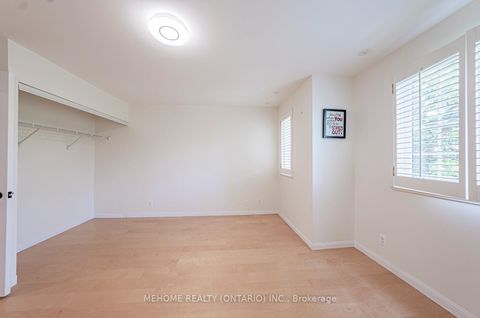 Photo 15 at 1227 - 28 Sommerset Way, Willowdale East, Toronto
