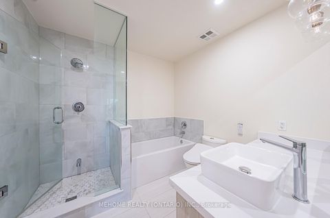 Photo 19 at 1227 - 28 Sommerset Way, Willowdale East, Toronto