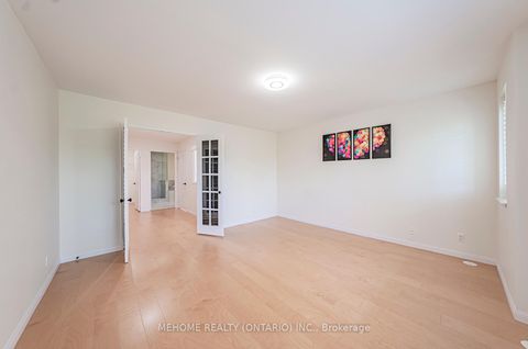 Photo 22 at 1227 - 28 Sommerset Way, Willowdale East, Toronto