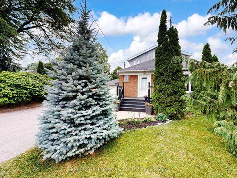 Photo 3 at 78 Cree Avenue, Cliffcrest, Toronto