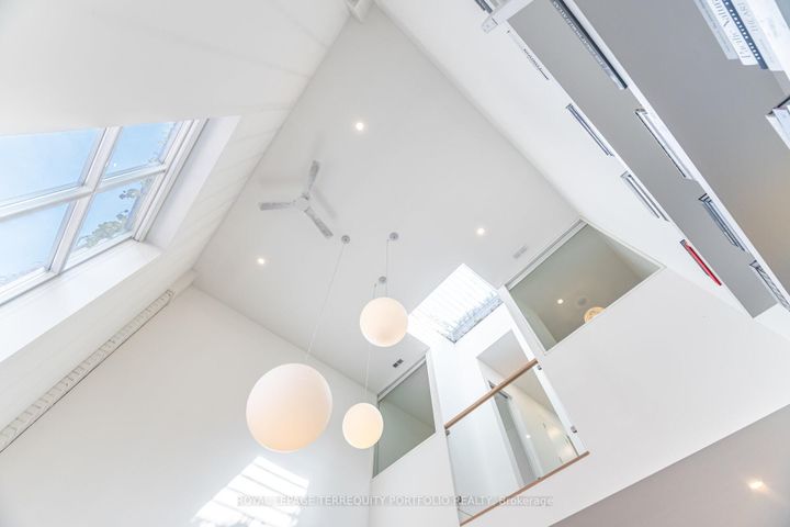 Photo 13 at 3 - 62 Claremont Street, Bellwoods, Toronto