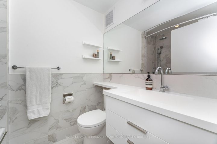 Photo 39 at 3 - 62 Claremont Street, Bellwoods, Toronto