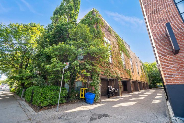 Photo 47 at 3 - 62 Claremont Street, Bellwoods, Toronto