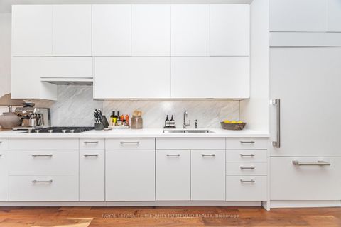 Photo 3 at 3 - 62 Claremont Street, Bellwoods, Toronto