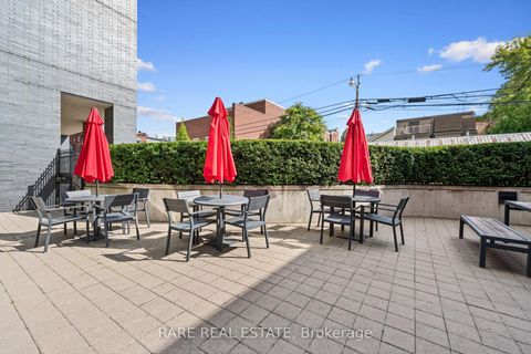 Photo 31 at 16 Loretto Lane, University, Toronto
