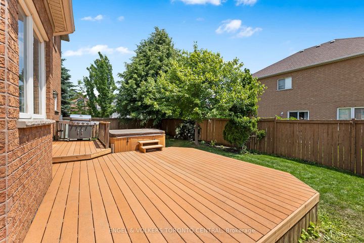 Photo 44 at 1510 Samuelson Circle, Meadowvale Village, Mississauga